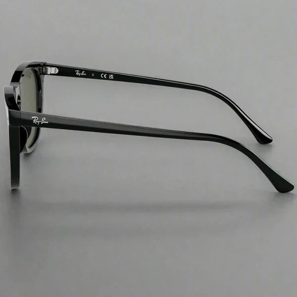 Ray-Ban RB2210 901/31 – Black Green