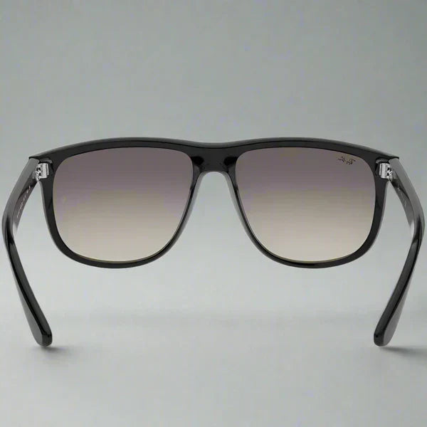 Ray-Ban Boyfriend RB4147 601/32 – Black Green Gradient